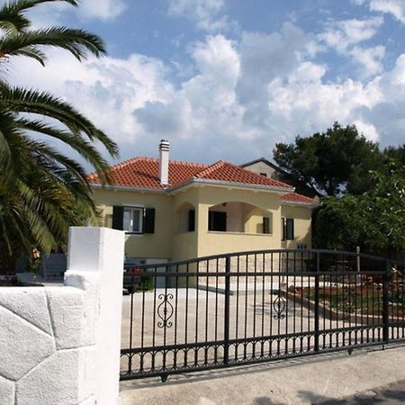 Apartment Marina Supetar Buitenkant foto